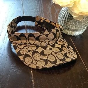 Coach Visor Unisex w Leather Strap. 100% Authentic